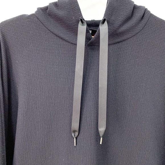 Dynamite Black Crop Hoodie - Picture 2 of 7